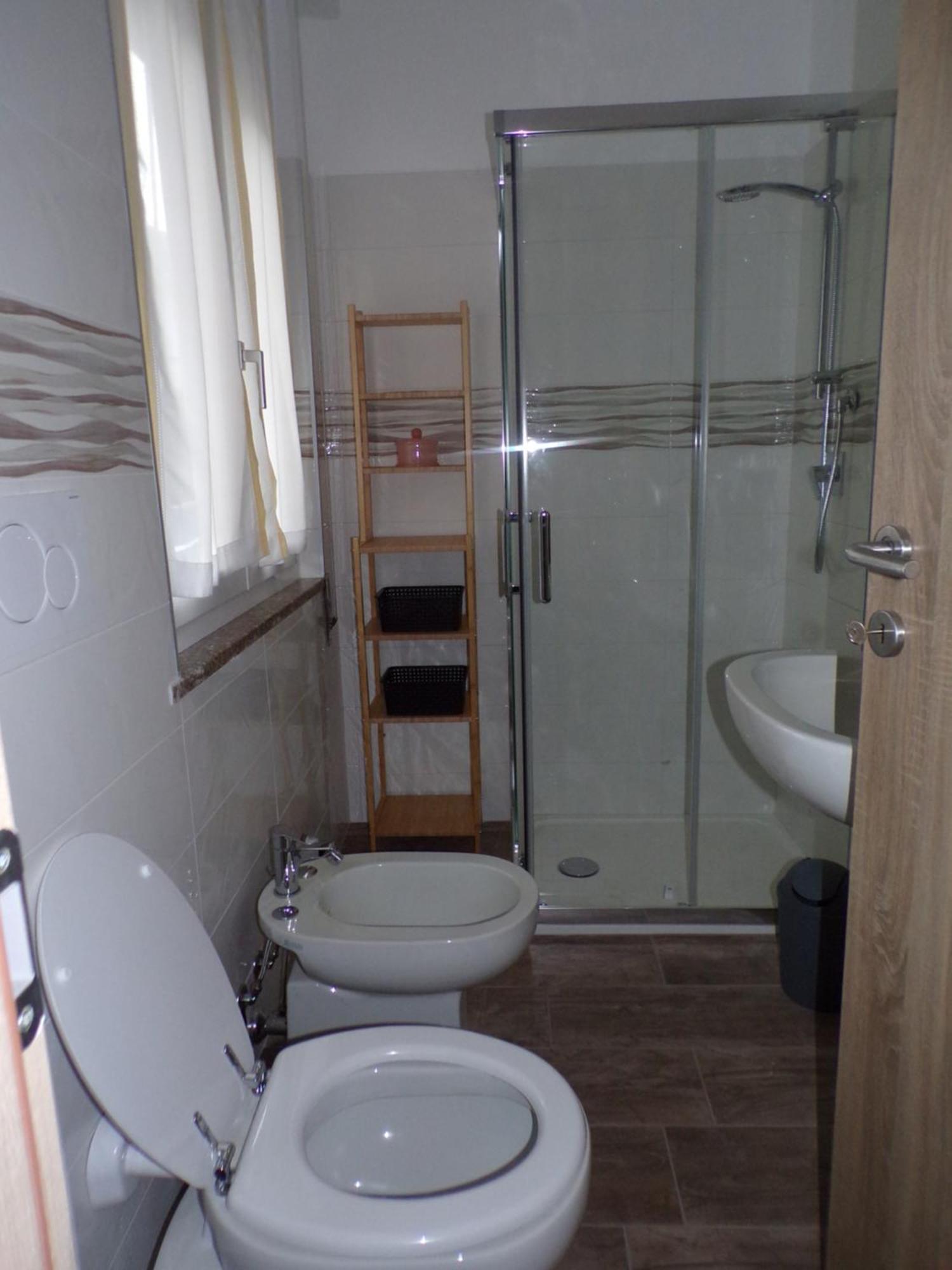 Casa Vacanze Terra Di Mezzo Invorio Inferiore Ngoại thất bức ảnh