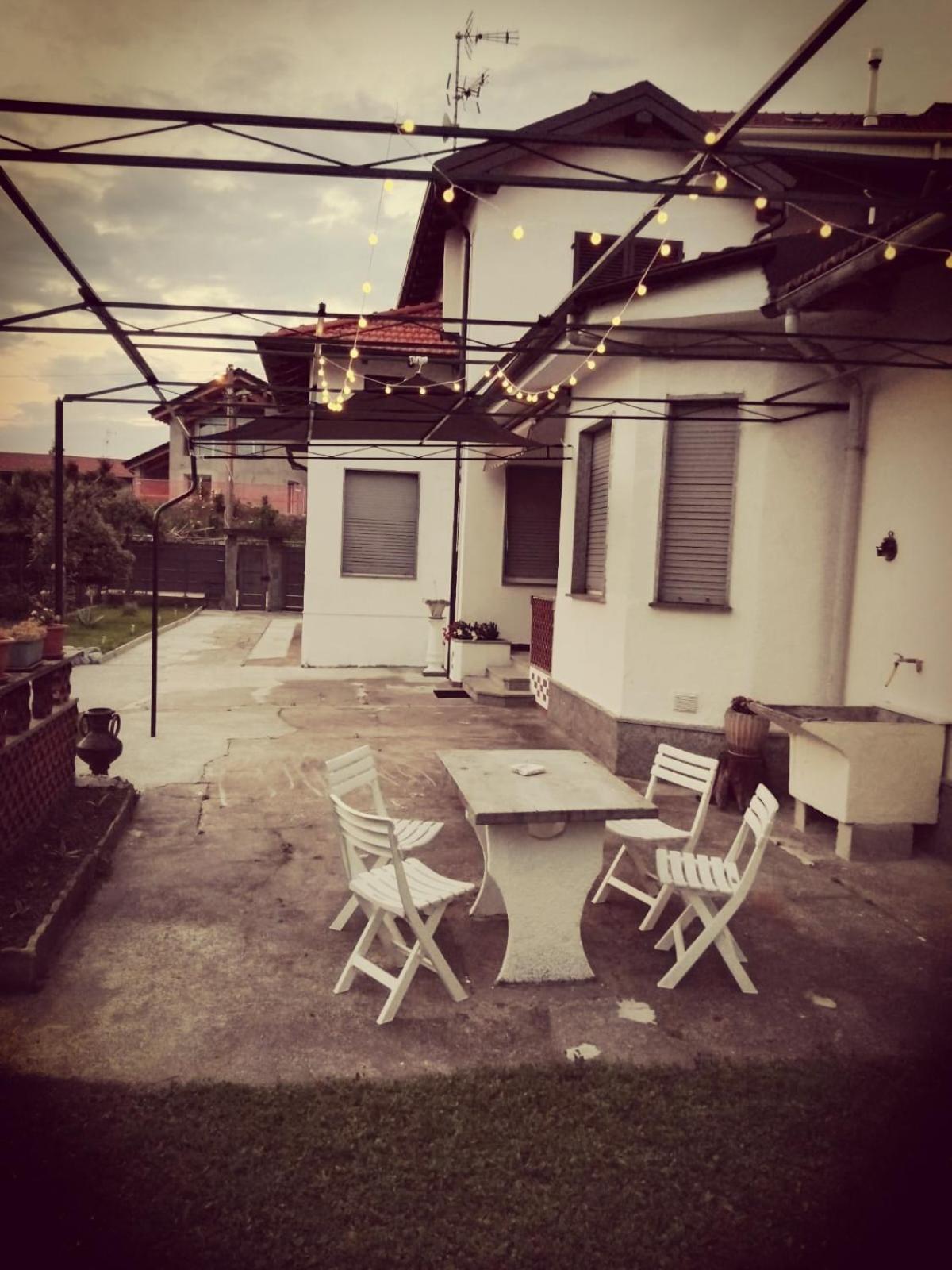 Casa Vacanze Terra Di Mezzo Invorio Inferiore Ngoại thất bức ảnh
